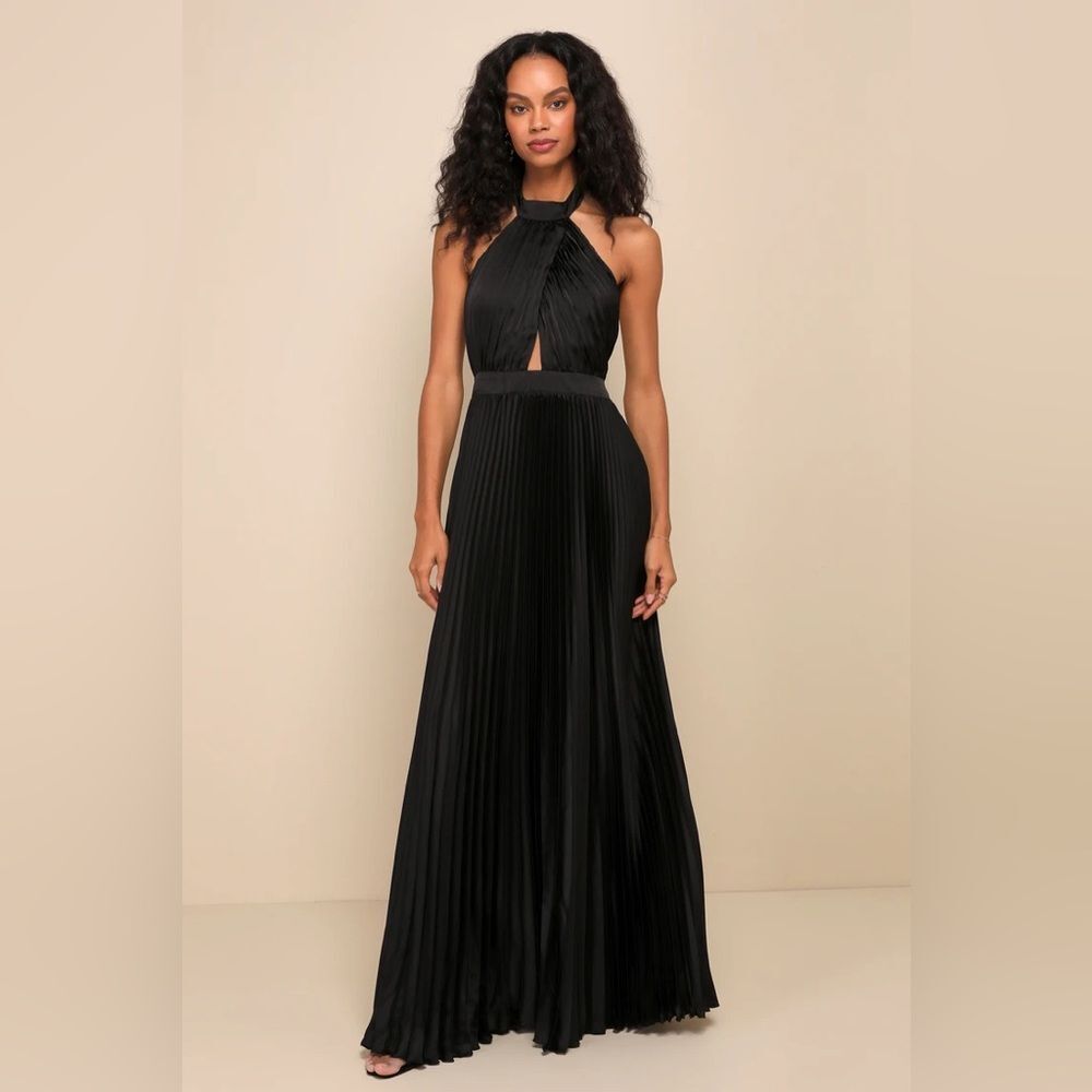 Lulus Midnight Moves Black Pleated Satin Cutout Halter Maxi Dress